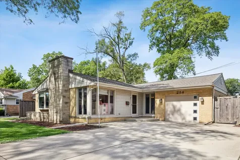 258 South Boyd Avenue Elmhurst IL 60126