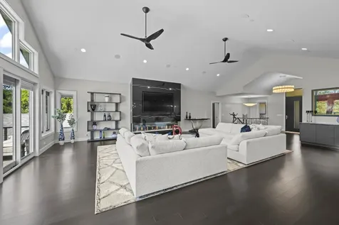 26153 West Cuba Road Barrington IL 60010