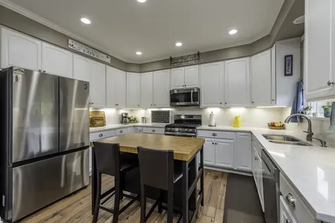 301 English Lane Winthrop Harbor IL 60096