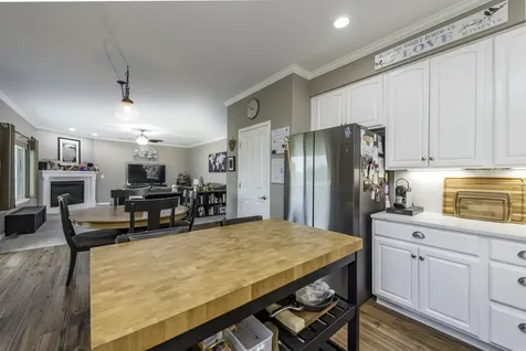 301 English Lane Winthrop Harbor IL 60096
