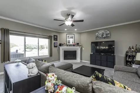 301 English Lane Winthrop Harbor IL 60096