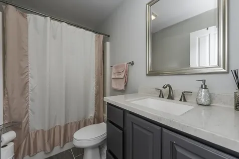 301 English Lane Winthrop Harbor IL 60096