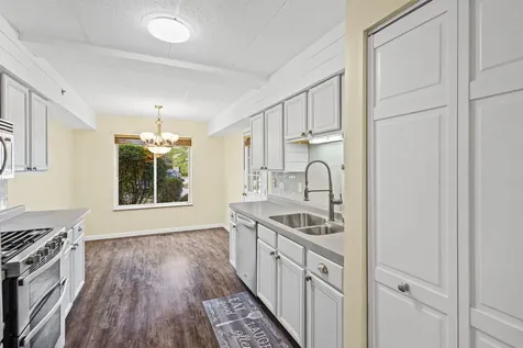 6855 Forestview Drive Oak Forest IL 60452