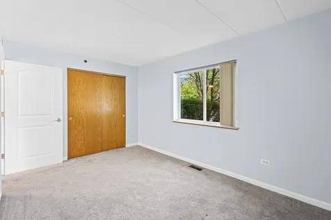 6855 Forestview Drive Oak Forest IL 60452