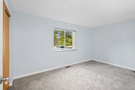 6855 Forestview Drive Oak Forest IL 60452