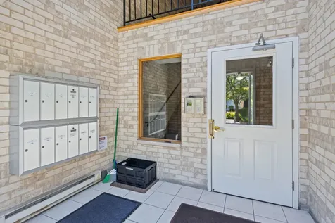 6855 Forestview Drive Oak Forest IL 60452