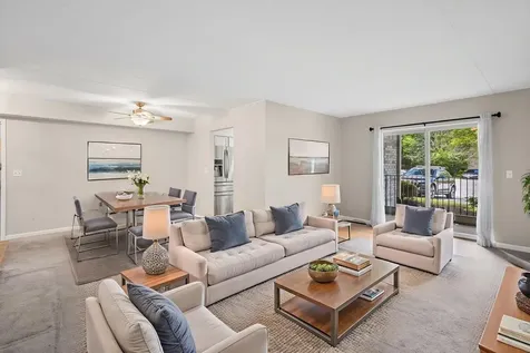 6855 Forestview Drive Oak Forest IL 60452