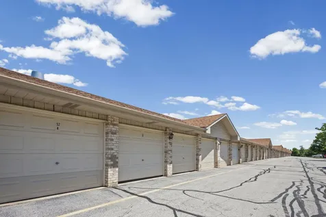 6855 Forestview Drive Oak Forest IL 60452