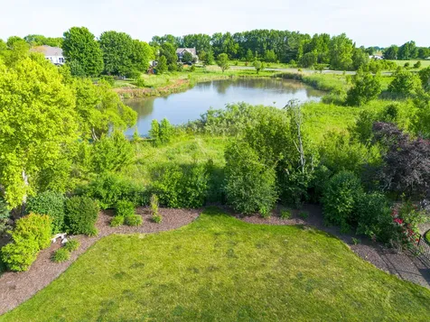 39W219 East Mallory Drive Geneva IL 60134