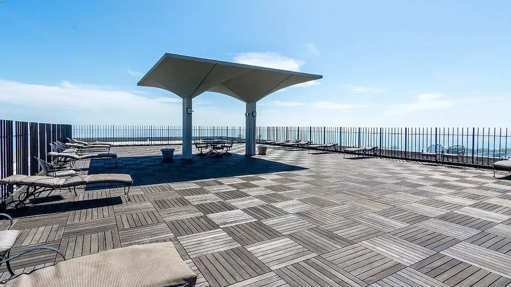 3550 North Lake Shore Drive Chicago IL 60657