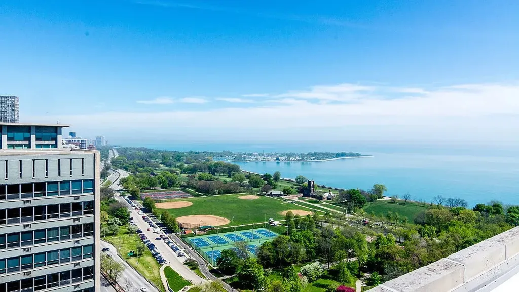 3550 North Lake Shore Drive Chicago IL 60657