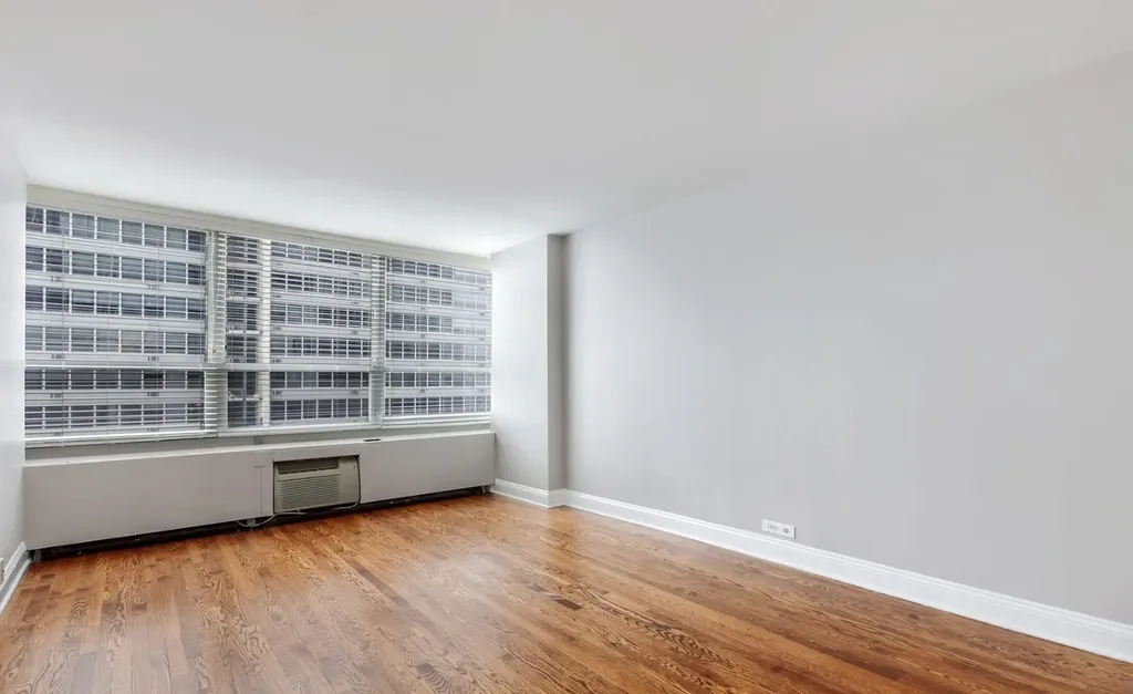 3550 North Lake Shore Drive Chicago IL 60657