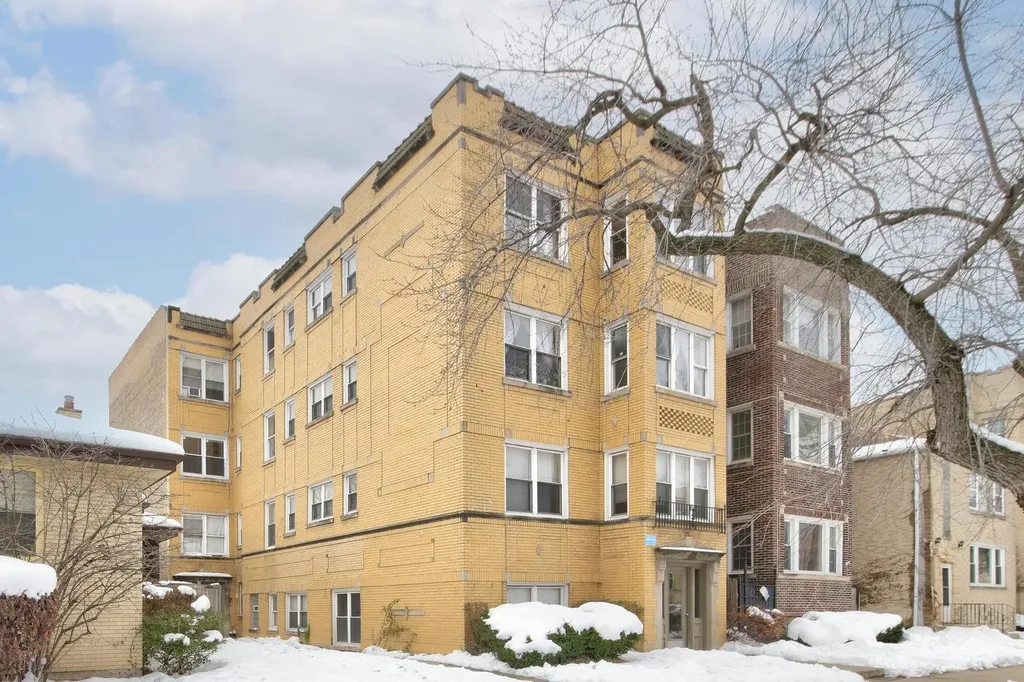 6206 North Francisco Avenue Chicago IL 60659