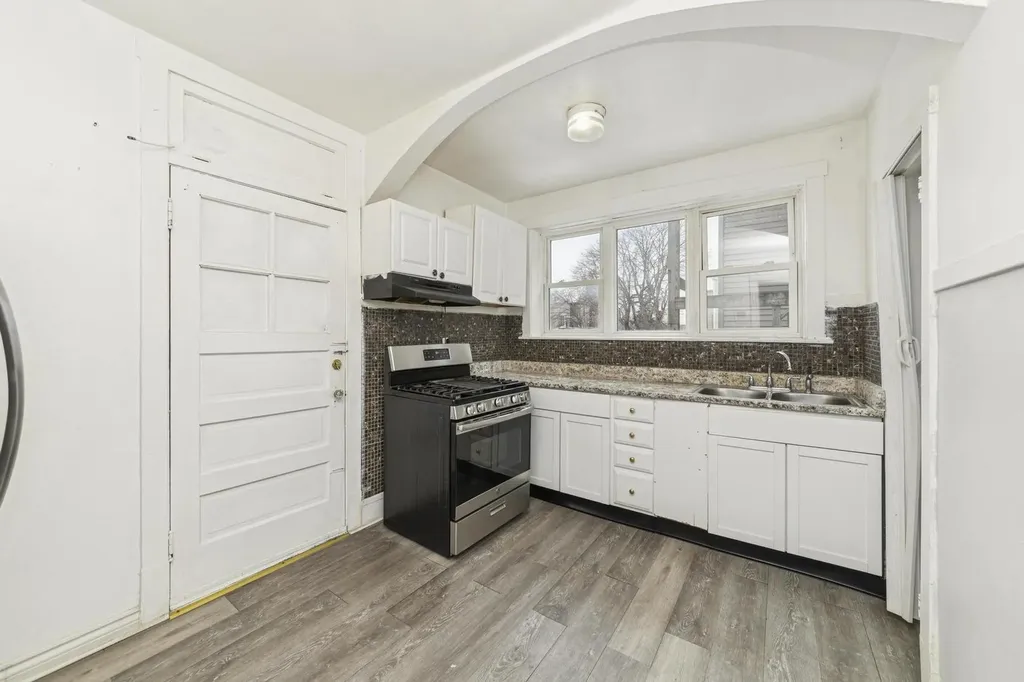 6206 North Francisco Avenue Chicago IL 60659