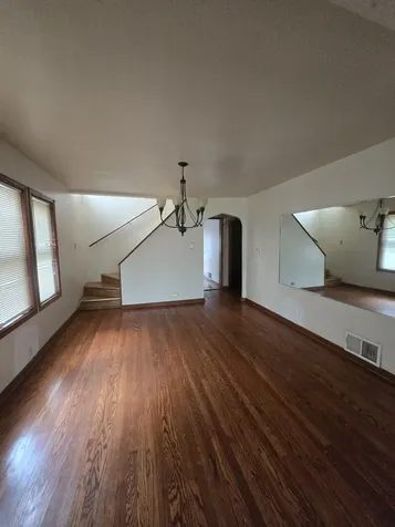 7124 South Troy Avenue Chicago IL 60629