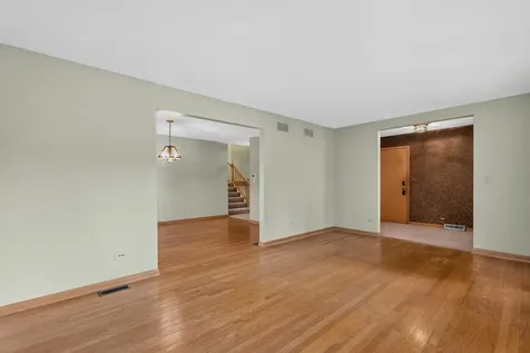 7305 Summit Road Darien IL 60561