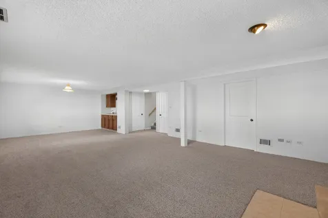 7305 Summit Road Darien IL 60561