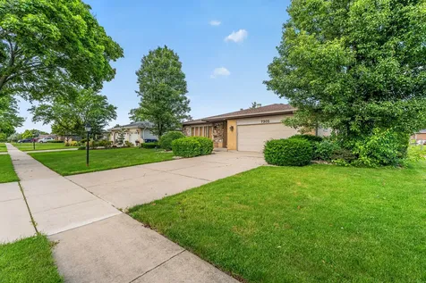 7305 Summit Road Darien IL 60561