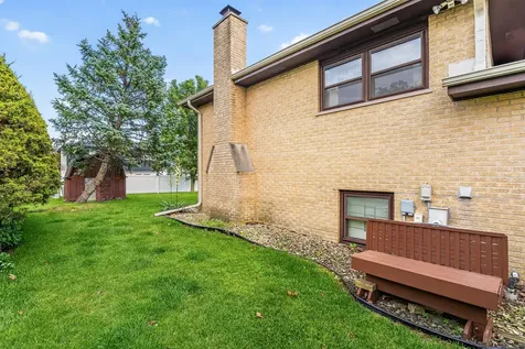 7305 Summit Road Darien IL 60561
