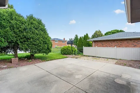 7305 Summit Road Darien IL 60561
