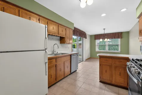 7305 Summit Road Darien IL 60561