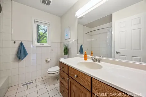 1304 Clark Street North Aurora IL 60542