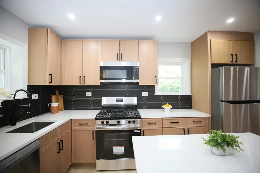 4951 Howard Street Skokie IL 60077