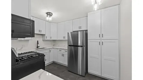 429 South Western Avenue Des Plaines IL 60016