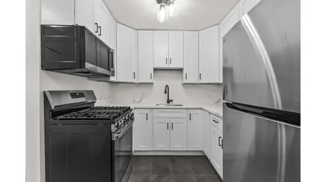 429 South Western Avenue Des Plaines IL 60016