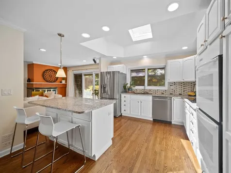 1715 Wildberry Drive Glenview IL 60025
