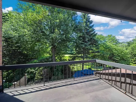 1715 Wildberry Drive Glenview IL 60025