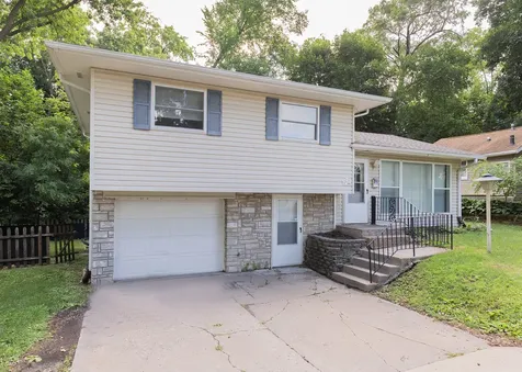 1844 31ST Street Moline IL 61265