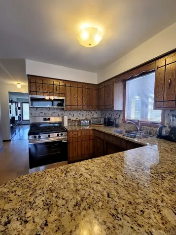 7043 40TH Street Stickney IL 60402