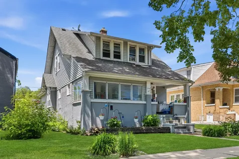 1724 Hovland Court Evanston IL 60201