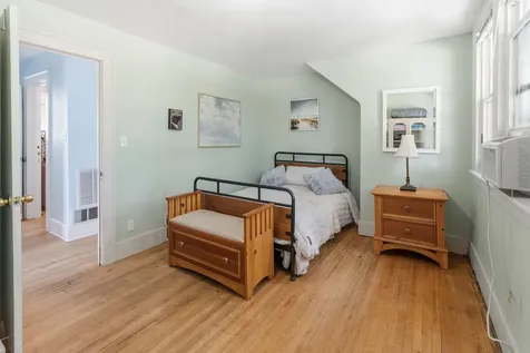 1724 Hovland Court Evanston IL 60201