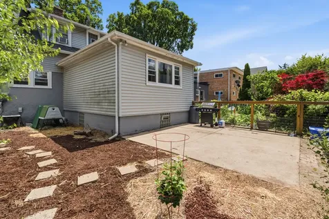 1724 Hovland Court Evanston IL 60201