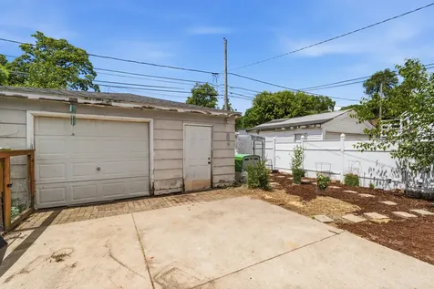 1724 Hovland Court Evanston IL 60201
