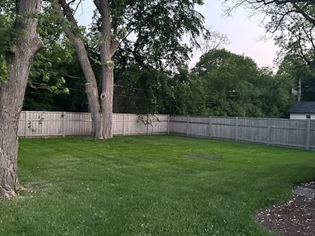 308 East 55th Street Hinsdale IL 60521