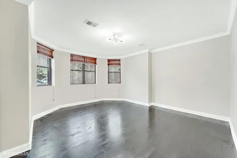6254 North Bell Avenue Chicago IL 60659