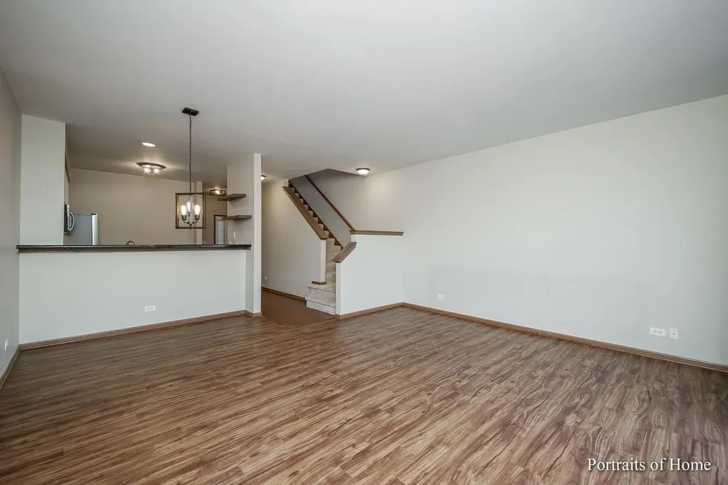 2010 Fulham Drive Naperville IL 60564