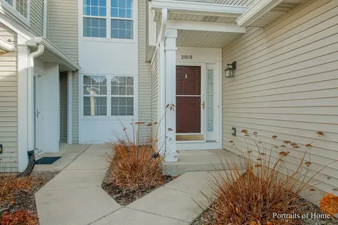 2010 Fulham Drive Naperville IL 60564