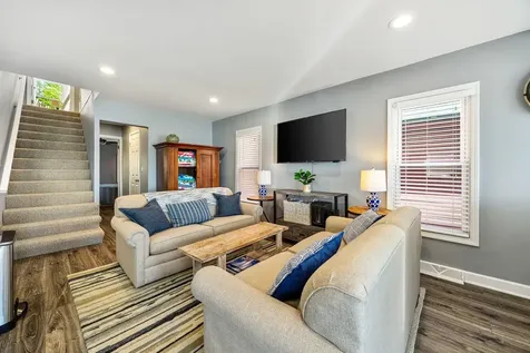 107 Hillside Court Fox Lake IL 60020