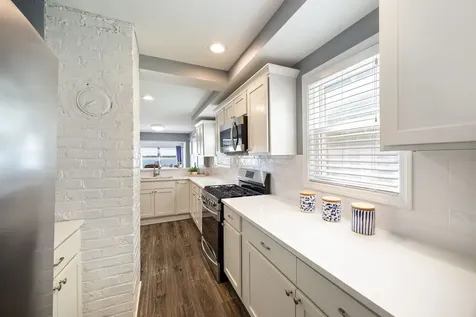 107 Hillside Court Fox Lake IL 60020