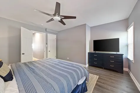 107 Hillside Court Fox Lake IL 60020