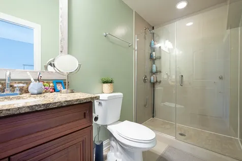 21 North Herbert Road Riverside IL 60546