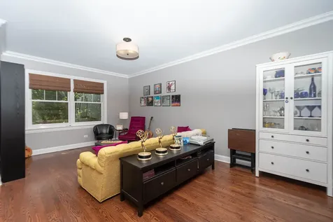 21 North Herbert Road Riverside IL 60546