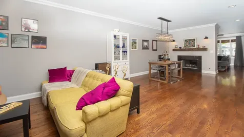 21 North Herbert Road Riverside IL 60546