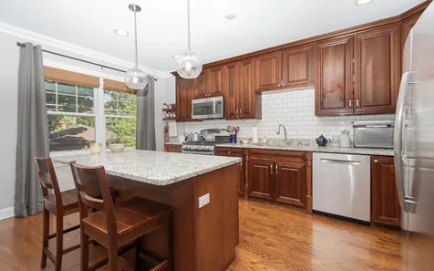 21 North Herbert Road Riverside IL 60546