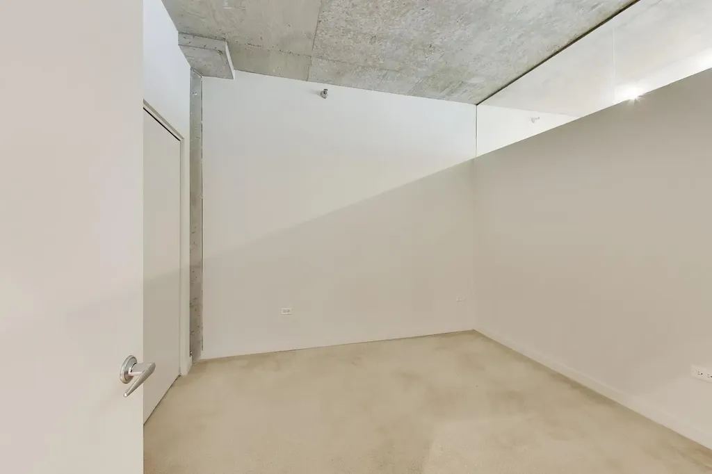 700 North Larrabee Street Chicago IL 60654