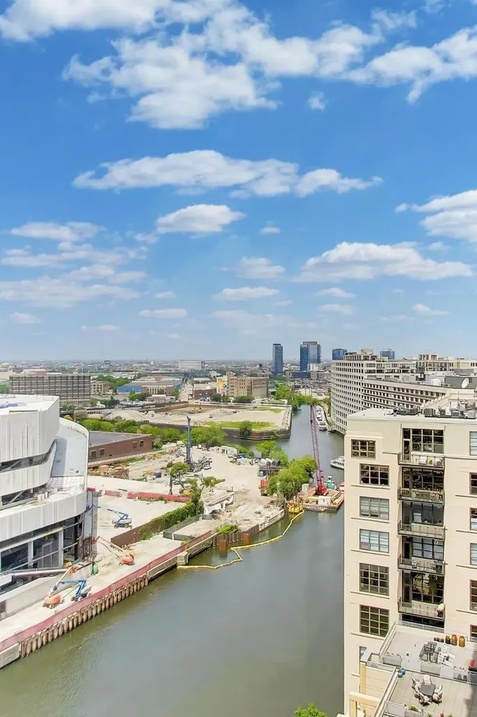 700 North Larrabee Street Chicago IL 60654